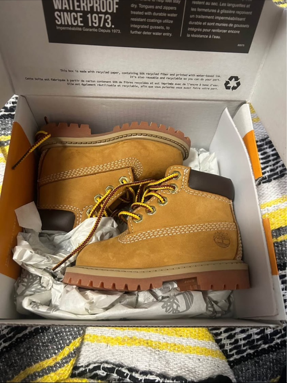Timberland Kids Wheat Nubuck Boots with Brown Collar size 4C